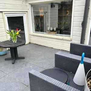  Bed & Breakfast Luxury On Robs Houseboat Special For Couples