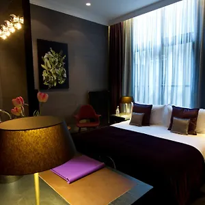 4* Hotel Canal House